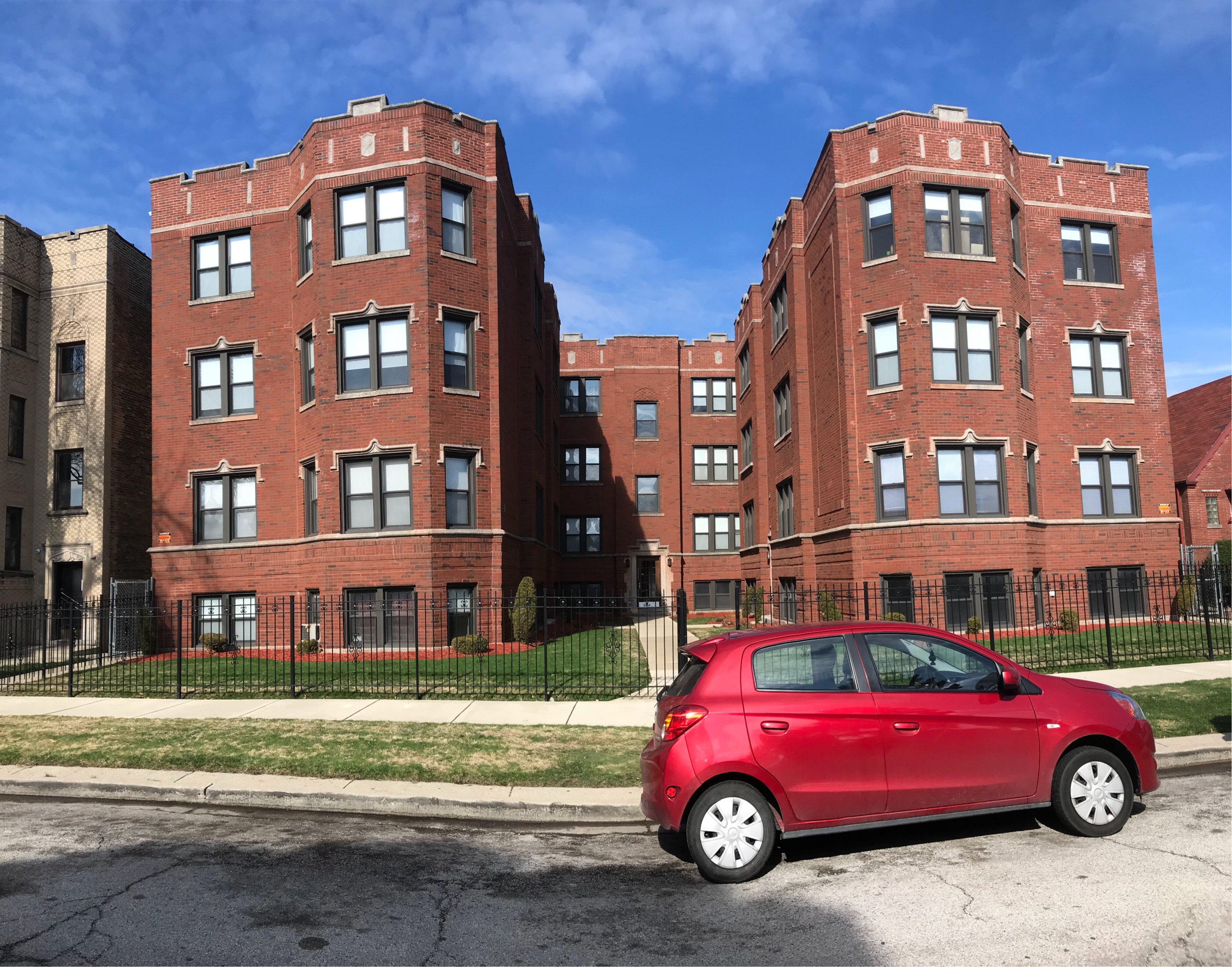 10742 S Calumet Ave - Unit 2W